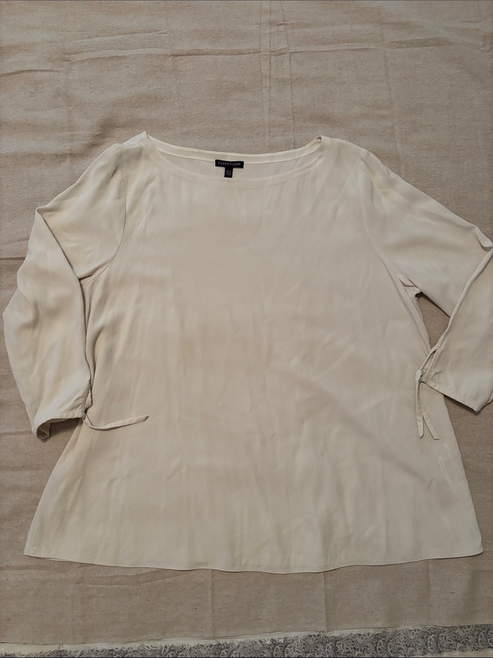 Eileen Fisher bone Silk georgette Long bateau Scoop Neck Top XL
